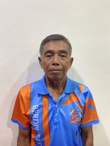 นายพูน  ทำสุข กรรมการ