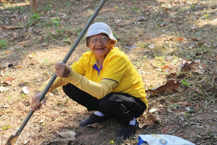 ภาพกิจกรรมบำเพ็ญสาธารณประโยชน์ "เราทำความดีด้วยหัวใจ" เมื่อวันที่ 5 ธันวาคม 2562 ณ โรงเรียนบ้านไผ่(วันครู 2503) สหกรณ์การเกษตรรัตนบุรี จำกัด นำโดยนายอุบล อรรคบุตร ตำแหน่งประธานกรรมการ กรรมการ และเจ้าหน้าที่ได้ไปร่วมกิจกรรมบำเพ็ญสาธารณประโยชน์